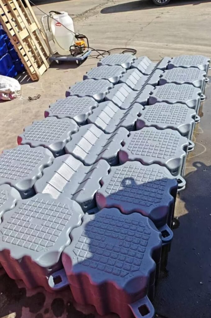 Jet ski ponton bočno