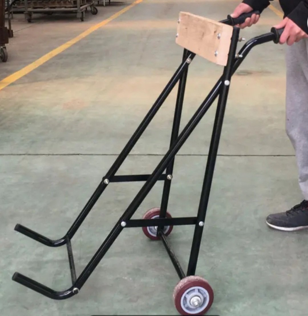 Rukovanje stalkom za vanbrodski motor do 20 hp