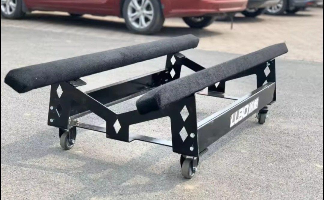 Stalak/kolica za jet ski prikaz sa bočne strane