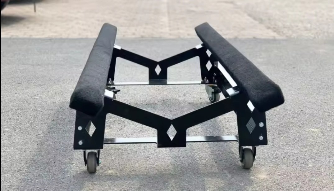 Stalak prikaz sprijeda