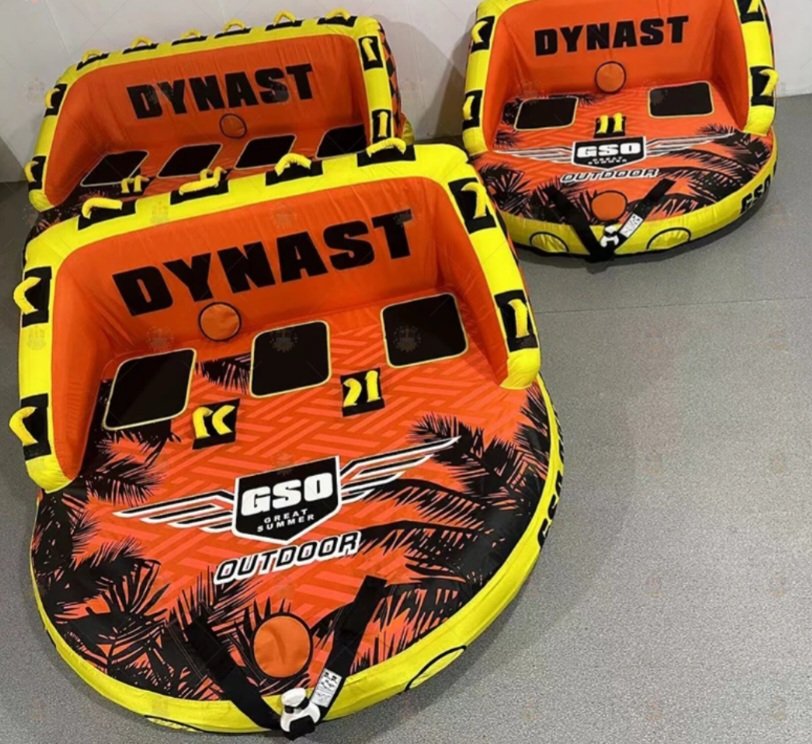 Nekoliko tuba izloženih na sajmu