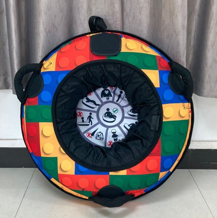 Tuba za snijeg sprijeda